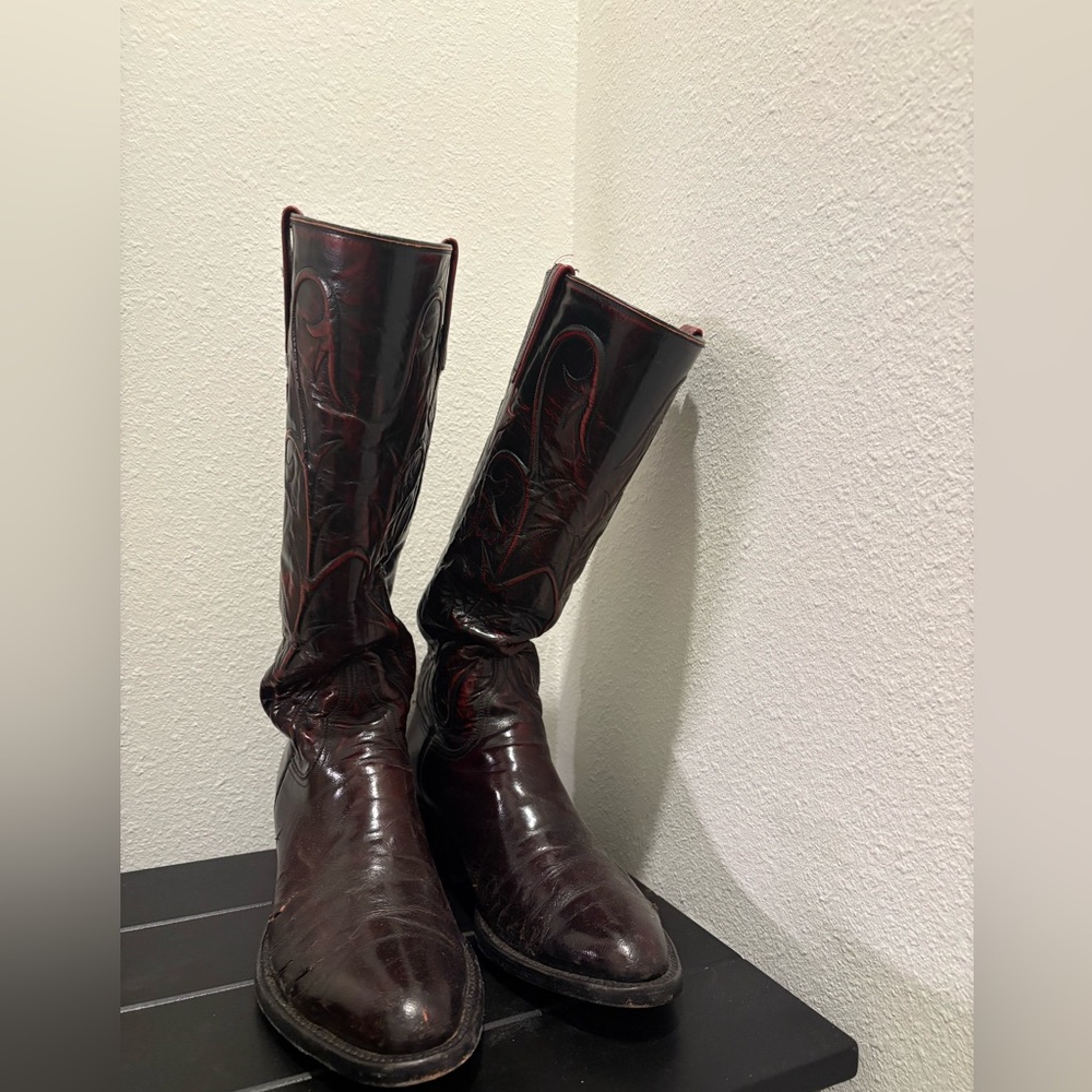 Lucchese Men’s Classics Seville Goatskin Boots - Round Toe (Cherry Black)